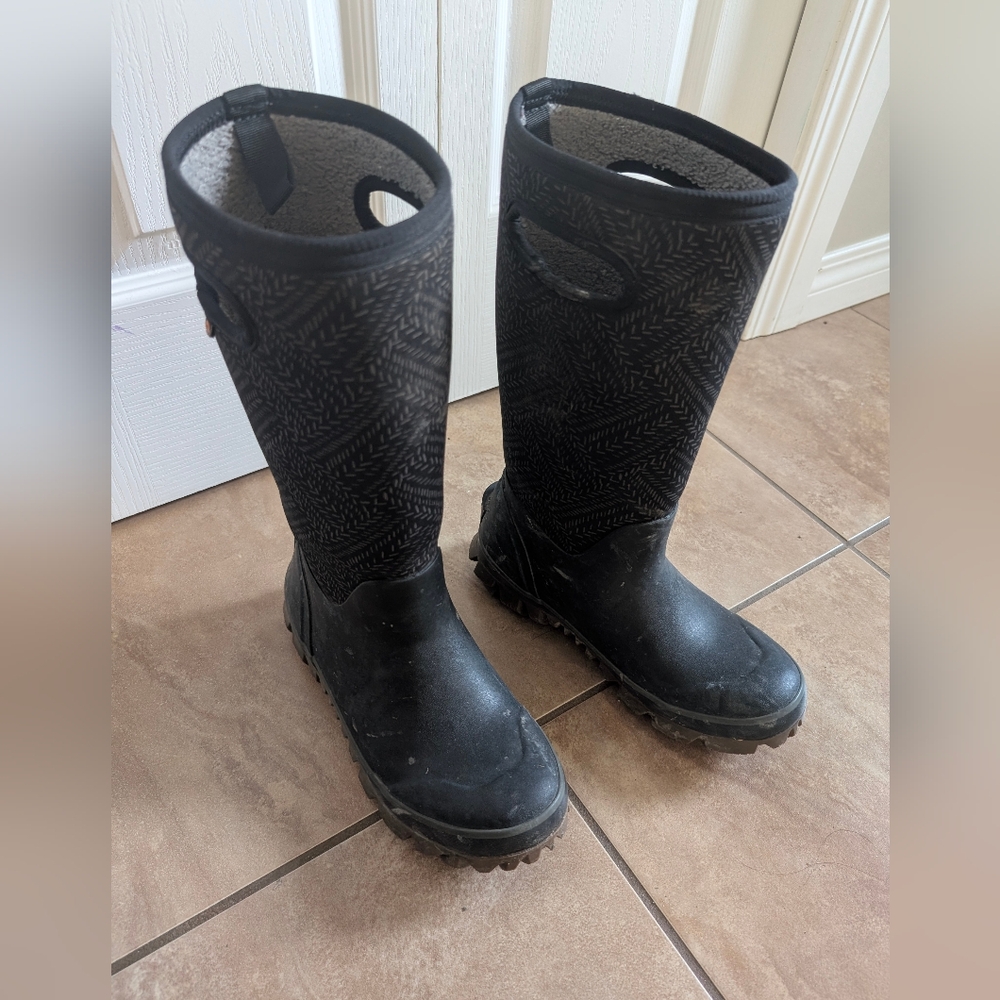 Whiteout Fleck woman's Boots, Used In Good Or Better Condition